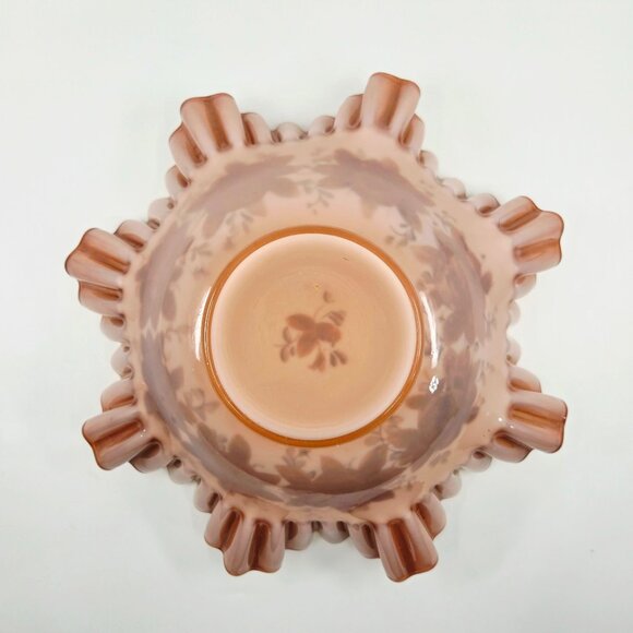 Victorian era Gold & White Hand-Painted Glass Bowl With Floral Design & Scallope - Picture 4 of 5